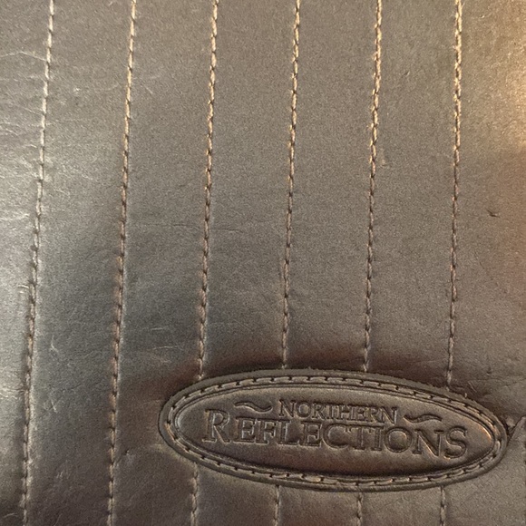 Northern Reflections Travel Wallet - Picture 2 of 10
